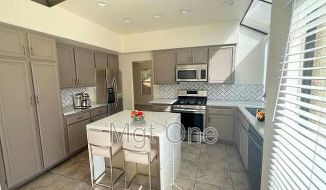 Photo - 10342 Crossing Green Cir