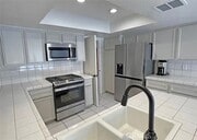 Photo - 10022 Reseda Blvd