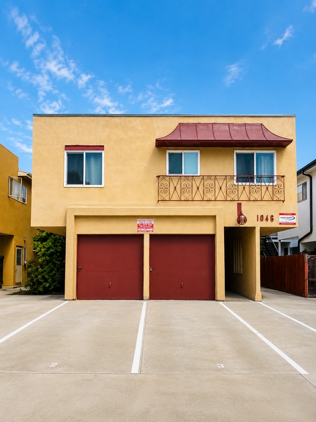 Photo - 1046 S Wooster St