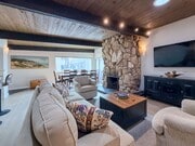 Photo - 1327 Devon Ln