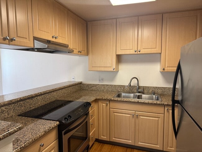 Photo - 2 bedroom 1 bathroom condo in Mirabella Point Unit 4106
