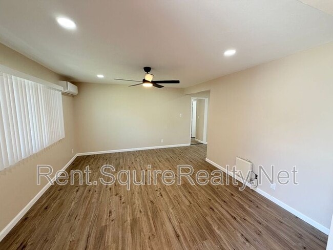 Photo - 355 S Aspan Ave Unit Middle House