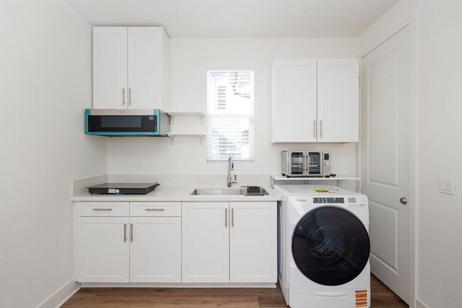 Photo - 2387 Calle Grandon