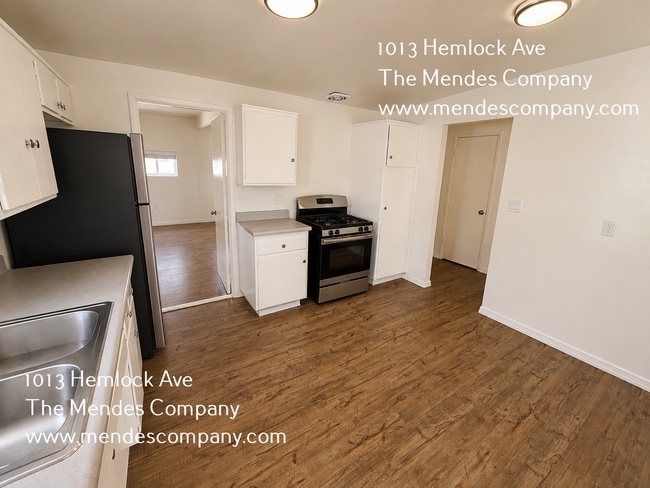 Photo - 1013 Hemlock Ave