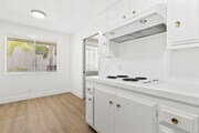 Photo - 412 W Queen St Unit 6