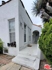 Photo - 813 N Poinsettia Pl House