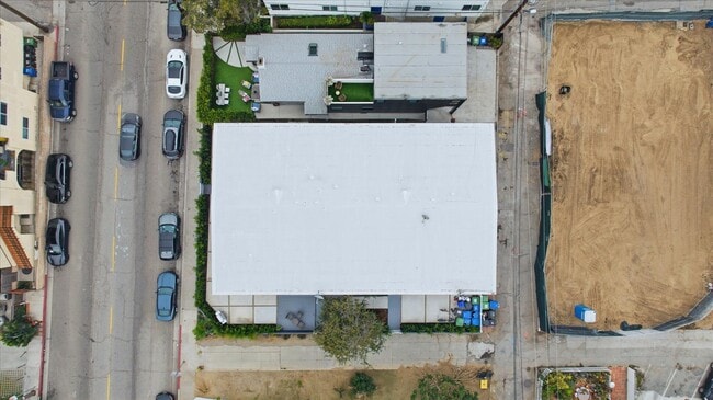 Photo - 3320 Pacific