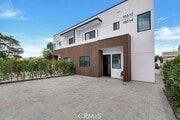 Photo - 16510 San Fernando Mission Blvd Townhome