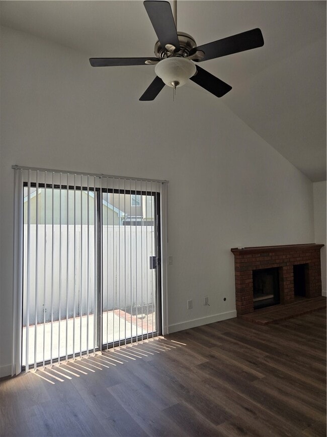 Photo - 21082 Primrose Ln