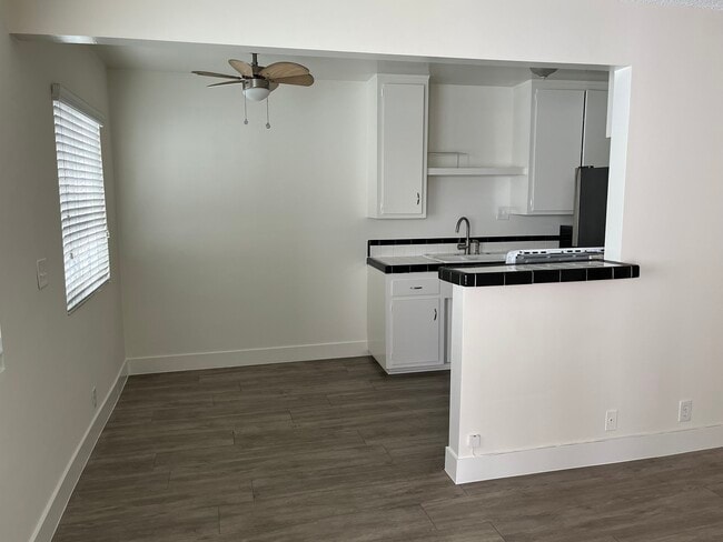 Photo - 340 Manhattan Ave Unit 2