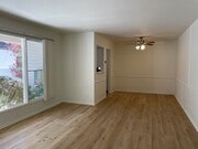 Photo - 1122 S Clark Dr Unit 3