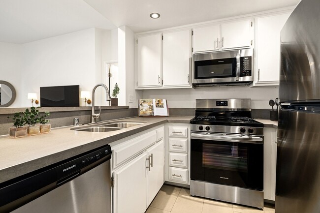 Photo - Cahuenga Heights