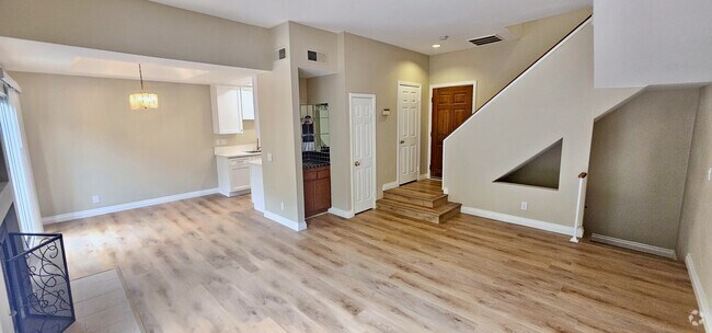 Building Photo - 3800 Stocker St Unit 28 Rental