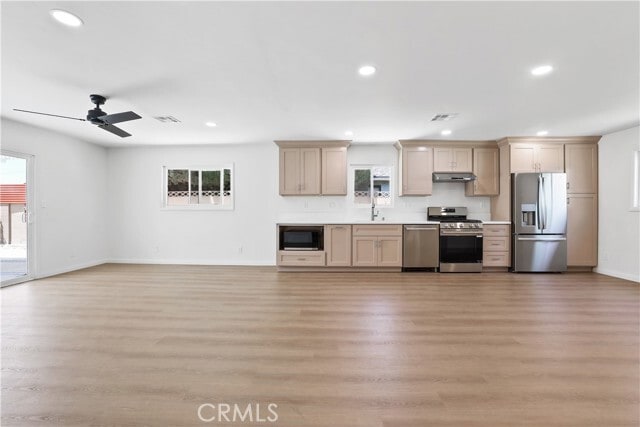 Photo - 13871 Ward St