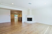 Photo - Amazing 4-bedroom + 3-bathroom house in Ma...