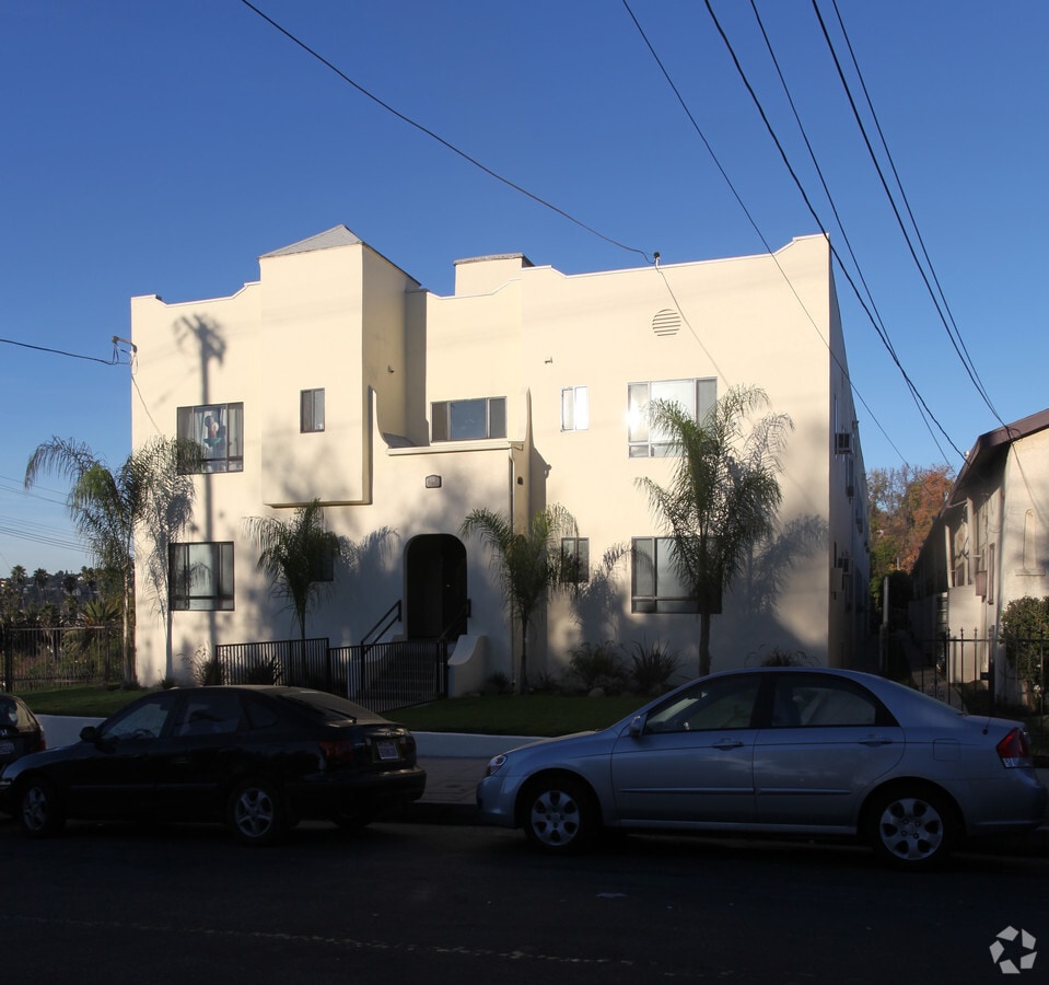 131 S Avenue 63 - 131 S Avenue 63