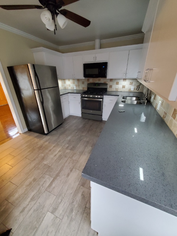 Photo - 421 N Ditmar St