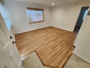 Photo - 947 Victoria Ave