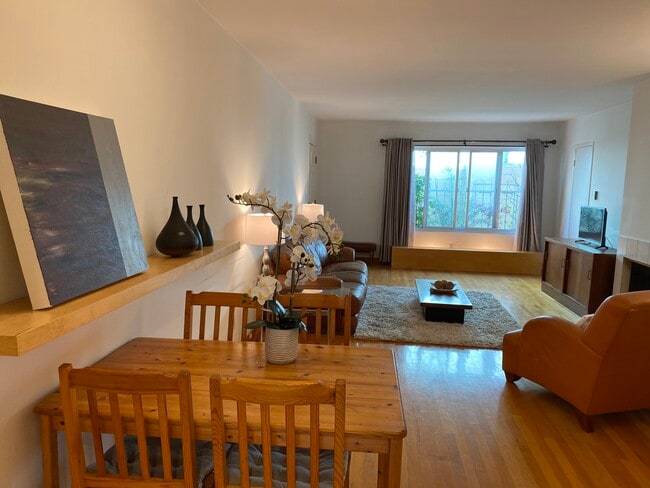 Living Room - 1538 Berkeley St Condo Unit 6