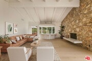 Photo - 650 N Tigertail Rd House
