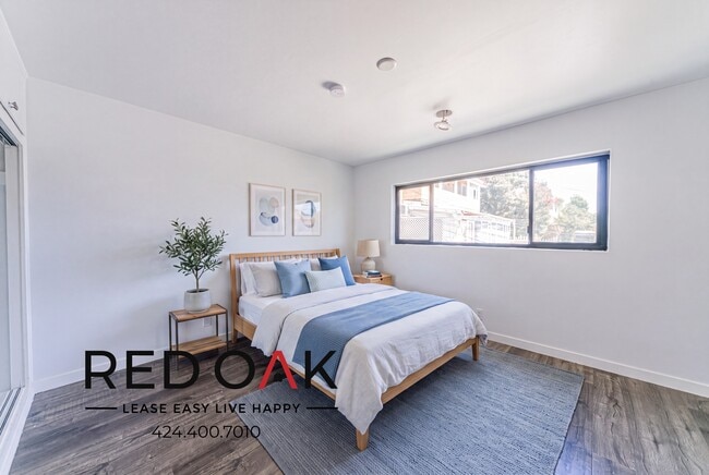 Photo - 8770 Shoreham Dr Unit 4