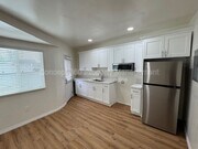 Photo - 5762 Cedar Ave Unit B