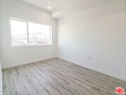 Photo - 1229 S Kingsley Dr Condo