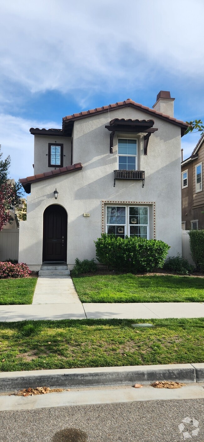 Building Photo - 2751 Park View Ct Rental