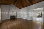 Photo - 1229 N Geneva St