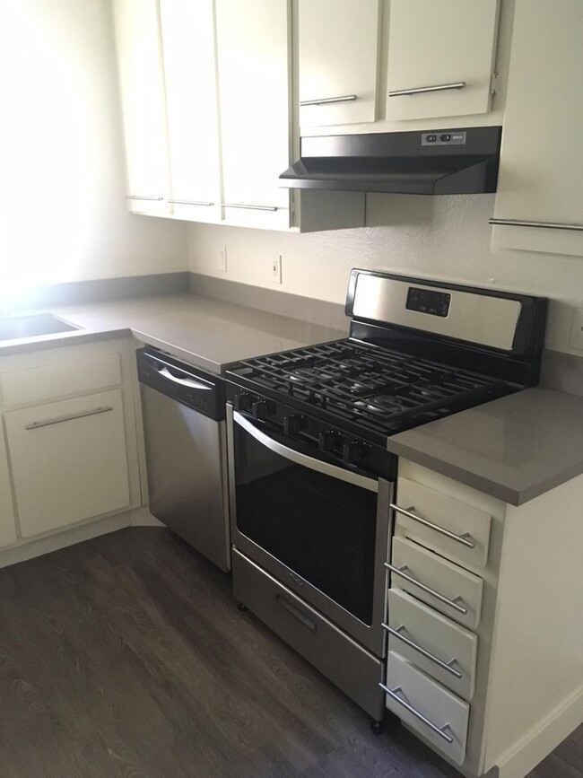 Photo - 6545 Hazeltine Ave. Van Nuys, CA. 91401