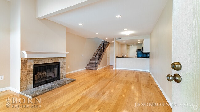 Building Photo - 5249 Colodny Dr Rental