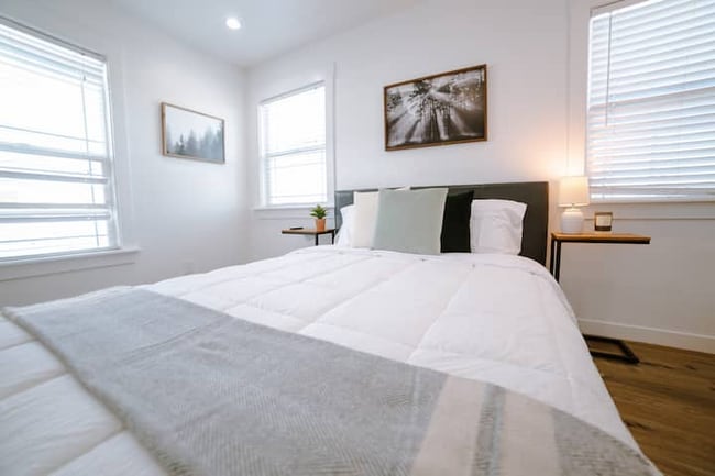 Photo - 5648 Berkshire Dr Unit C