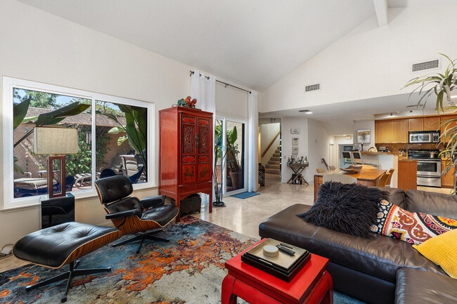 Photo - 73419 Foxtail Ln