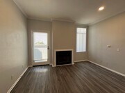 Photo - 14900 Moorpark Street