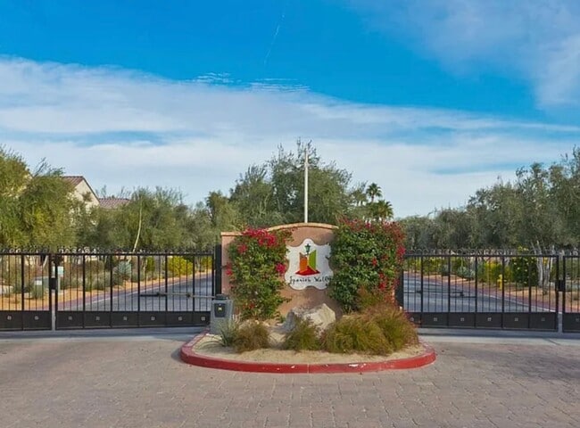 Georgous 4-bedroom, 3-bath detached condo ... - Georgous 4-bedroom, 3-bath detached condo ...