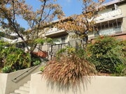 building exterior - 2323 W 6th St Apartments Unit #7