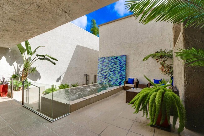 Photo - Meridian Apartments