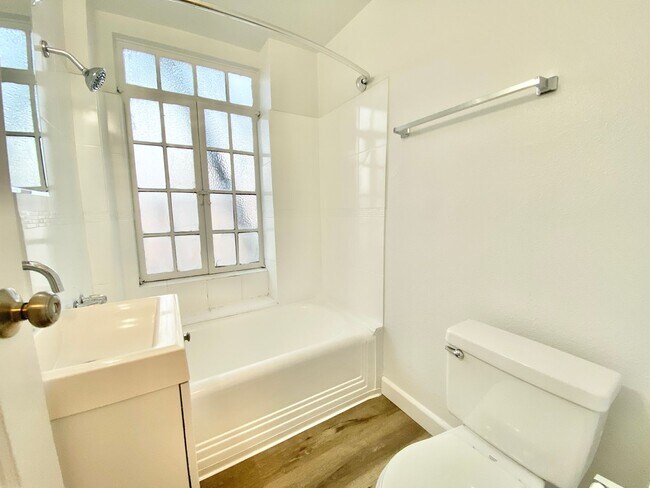 Photo - La Marquise LLC