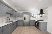 Shared kitchen - 6822 Ethel Ave House Unit BR3