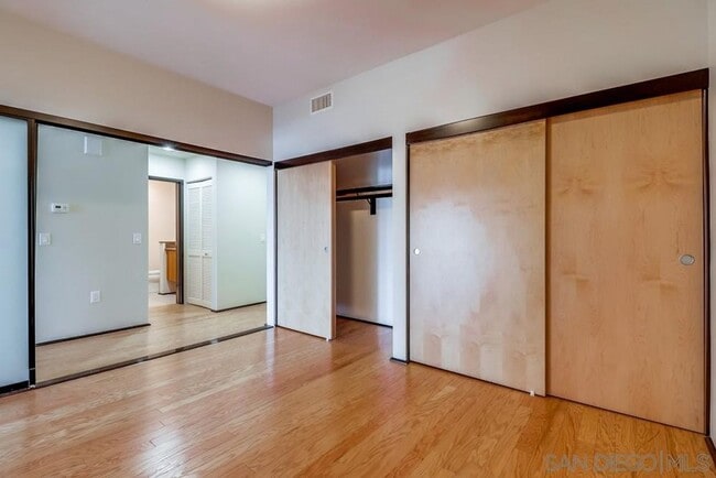 Photo - 2 bedroom downtown, 2 bath and 2 parking spaces.  View! (Solara Lofts)