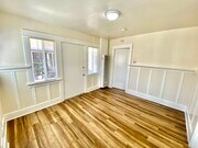 Photo - 1032 W 1st St Unit B