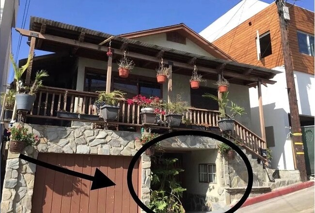 Building Photo - 201 Moonstone St Unit Lower