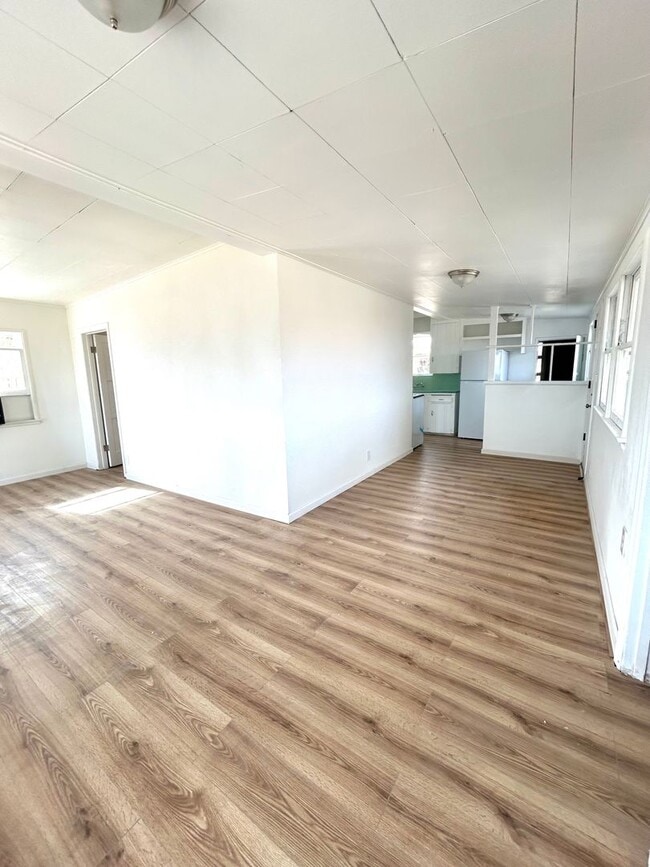 Photo - Eclectic 2 Bedroom 1 Bathroom Home