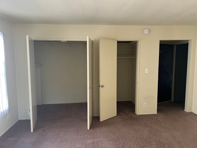 Photo - 11933 W Magnolia Blvd Unit 4