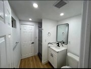Photo - 847 E 106th St House