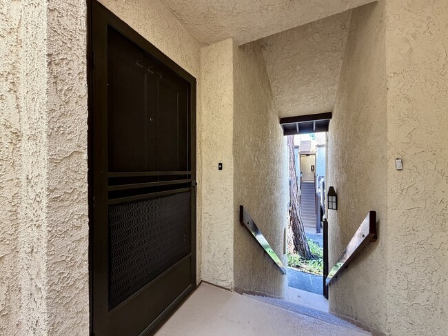 Photo - 6716 Clybourn Ave Unit 224