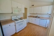 Photo - 19028 Newhouse St