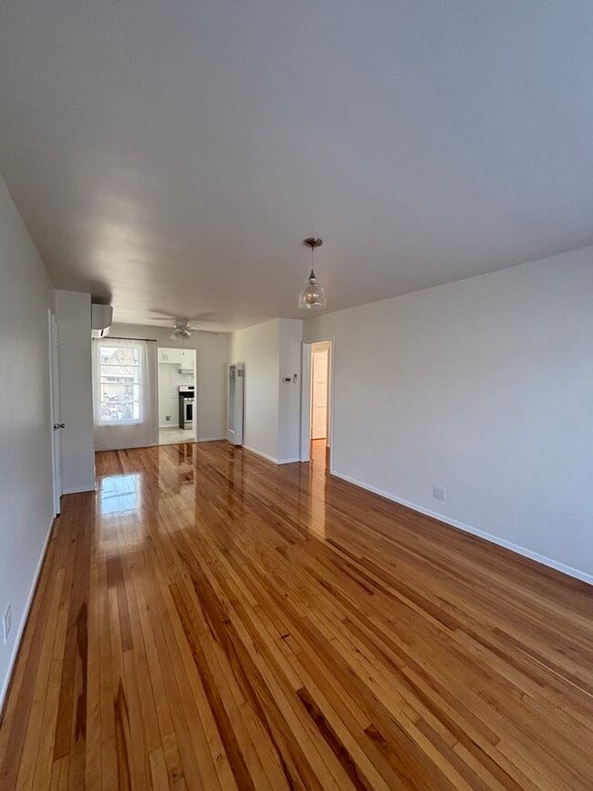 dining room - 1801 N Glenoaks Blvd Unit 1805 North Glenoaks Blvd