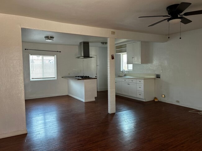 Photo - 2813 N Santa Fe Ave House