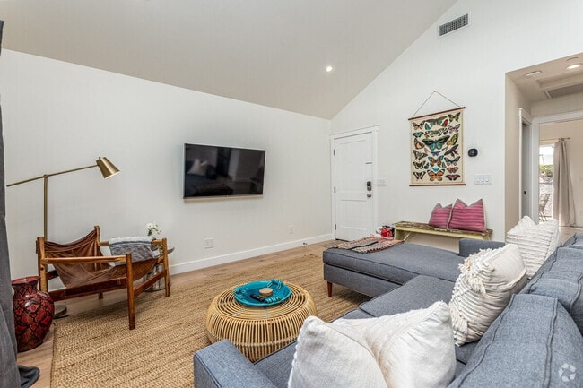 Building Photo - 727 Sonrisa St Rental